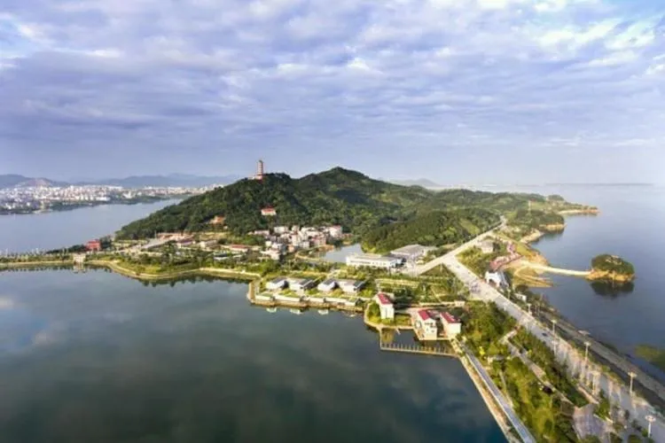 伍家山村风景1