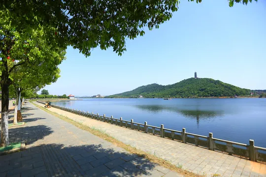 伍家山村风景3